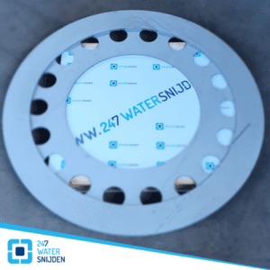 Grote ringen snijden Ø1700mm uit RVS304 15mm. ????????⚙️